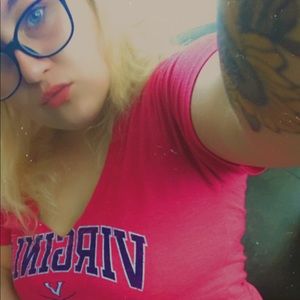 Meet your Posher, Marissa